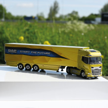 DAF XG+ Truck en Trailer - 1:50 (WSI)