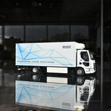 DAF XB FA bakwagen Electric - 1:50 (Tekno)